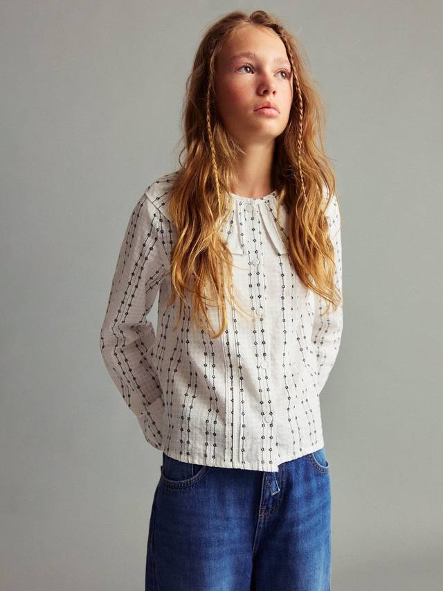 

Детская блузка Roma с воротником-бэбидолл и цветочным принтом Mango, Light Beige