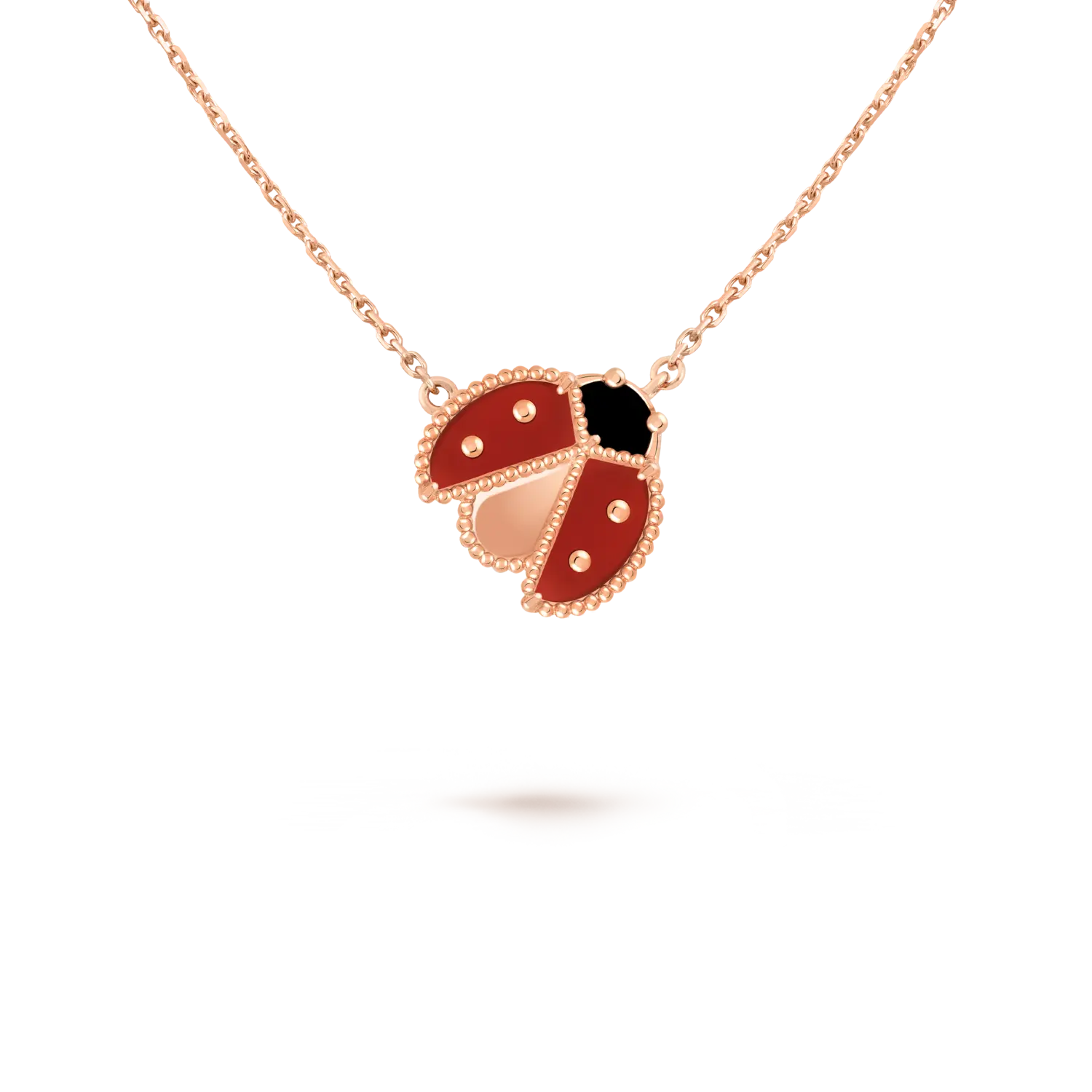 

Кулон Van Cleef & Arpels Lucky Spring, божья коровка с раскрытыми крыльями, 18-ct розовое золото, сердолик, оникс