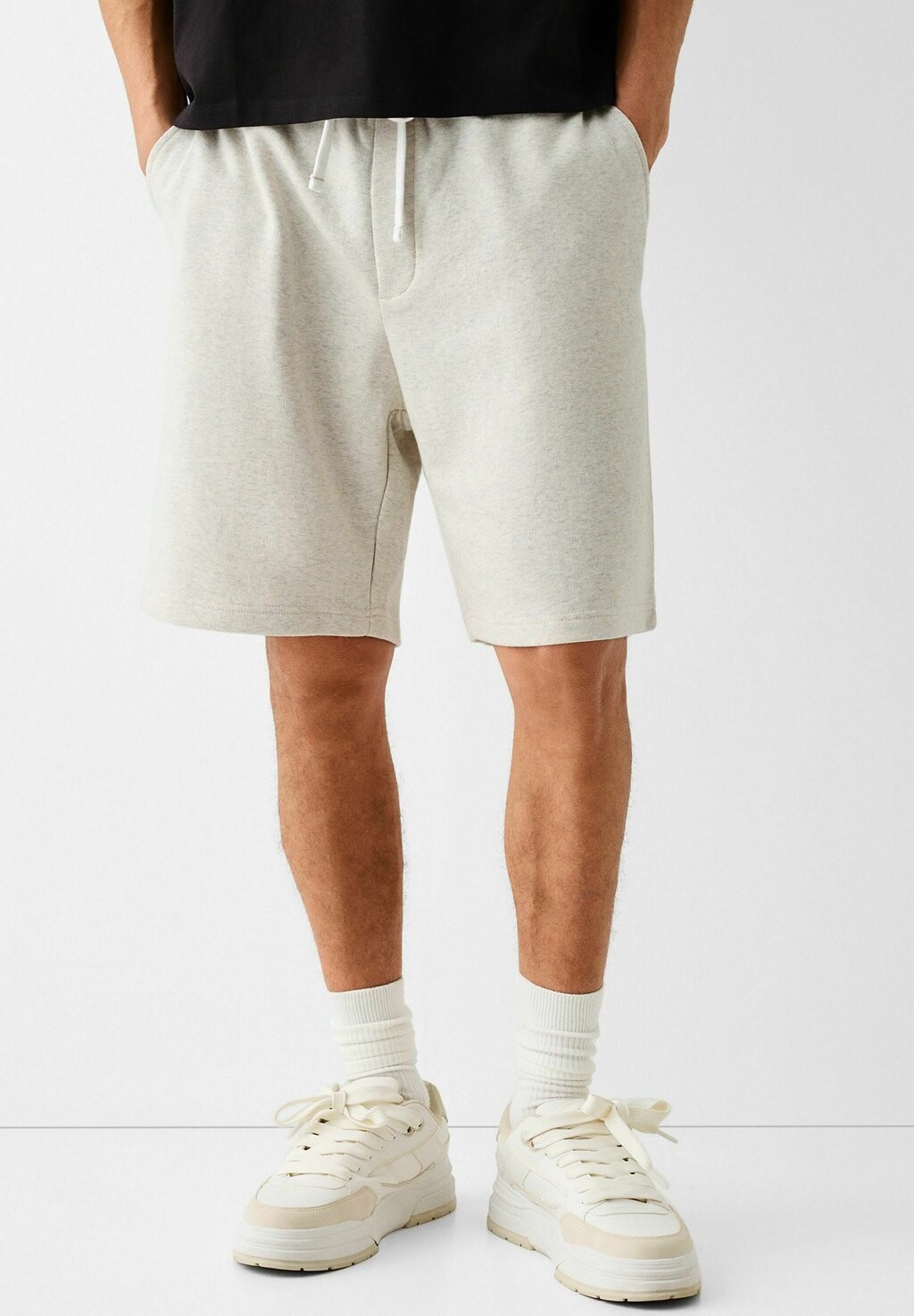 

Спортивные брюки BERMUDA Bershka, цвет sand