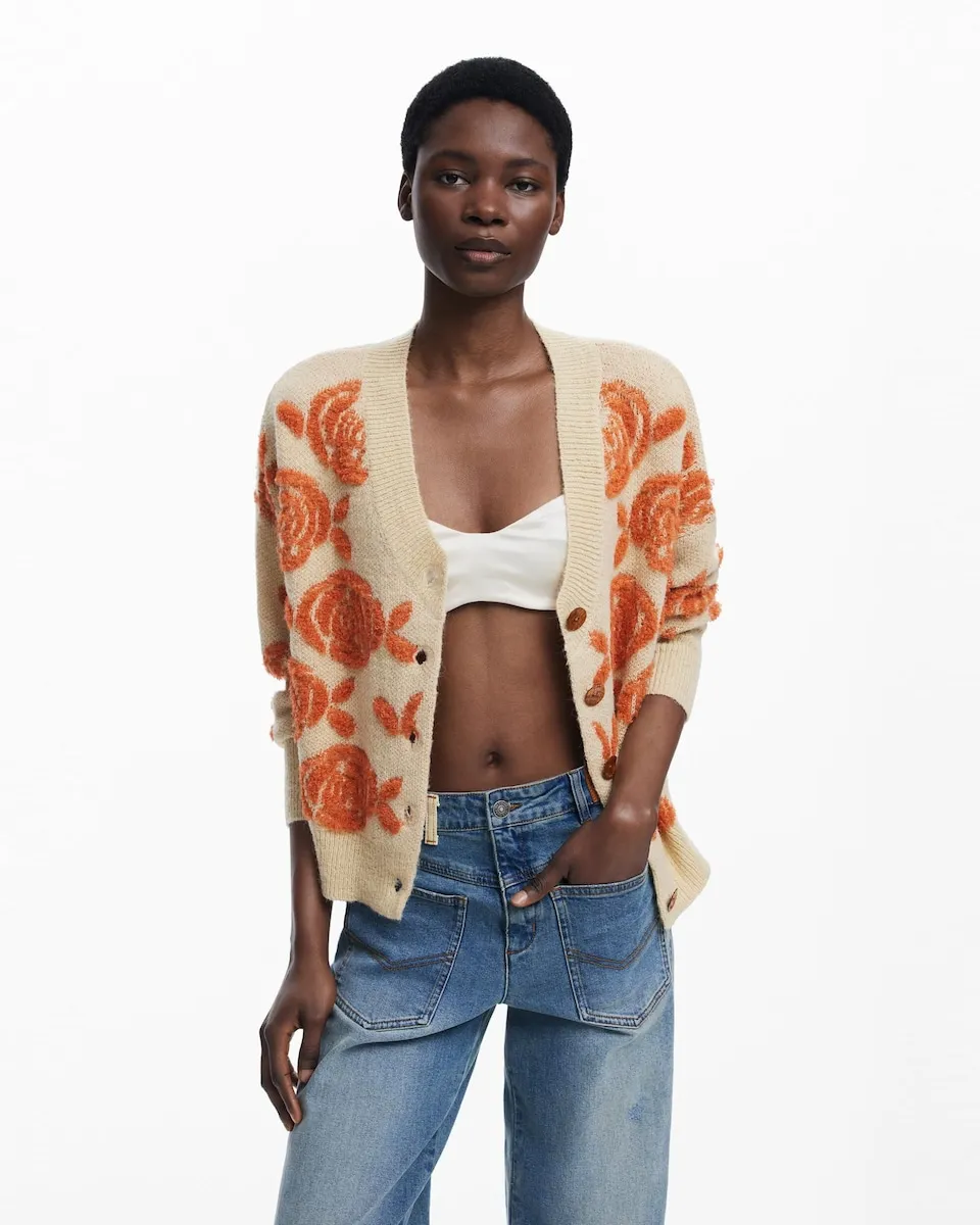 

Женский кардиган с розовыми пуговицами Desigual