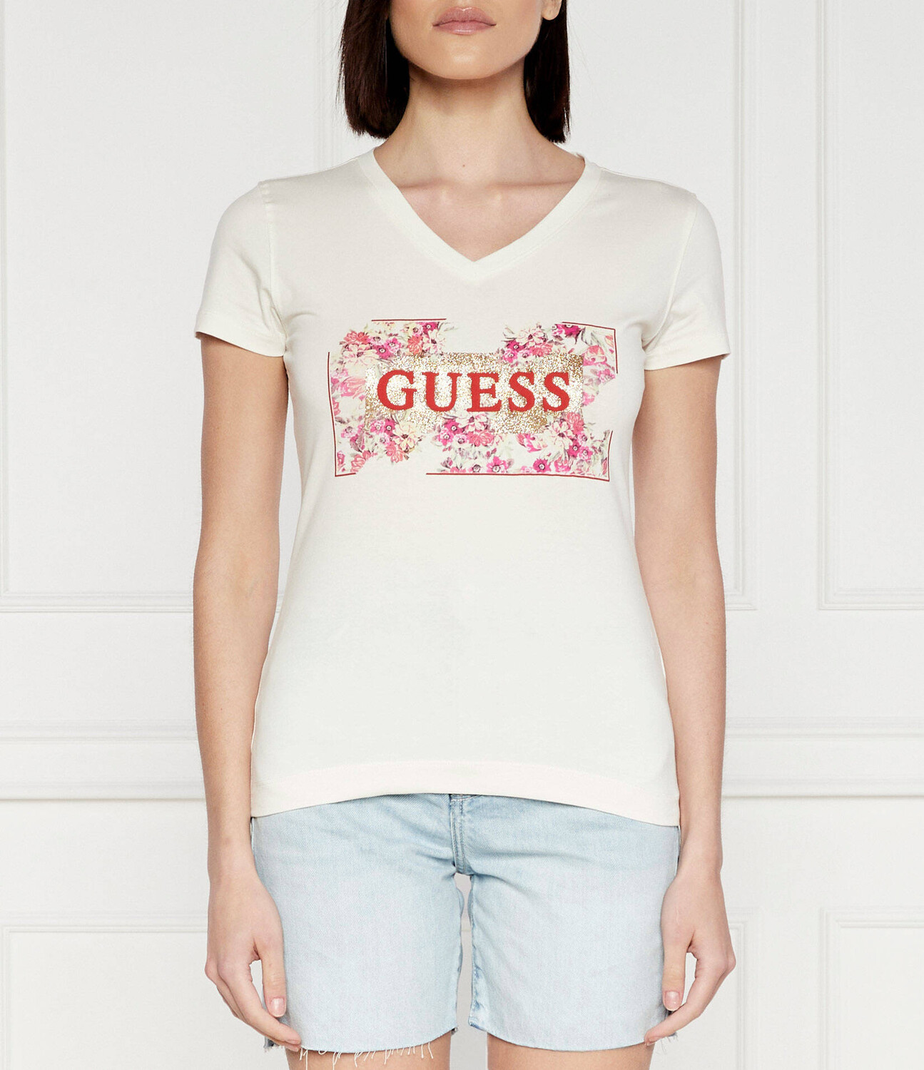 

Футболка GUESS Slim Fit, экрю