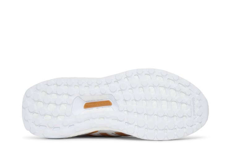 Кроссовки Adidas Wmns UltraBoost 4.0 DNA Wide, белый — фото 4