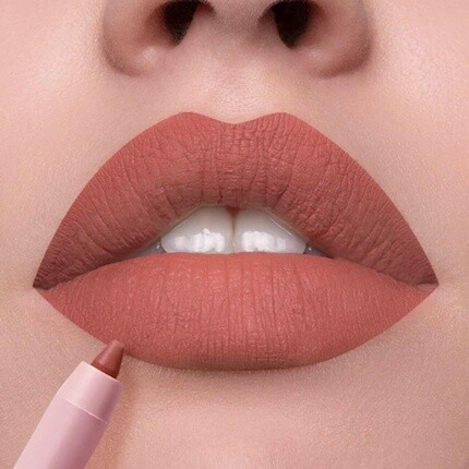 Косметика Lip Master 09 Tarte Tatin Intense Nude Карандаш для губ Warm 24h Water Sterling No-Transfer Vegan 1g Mulac — фото 2