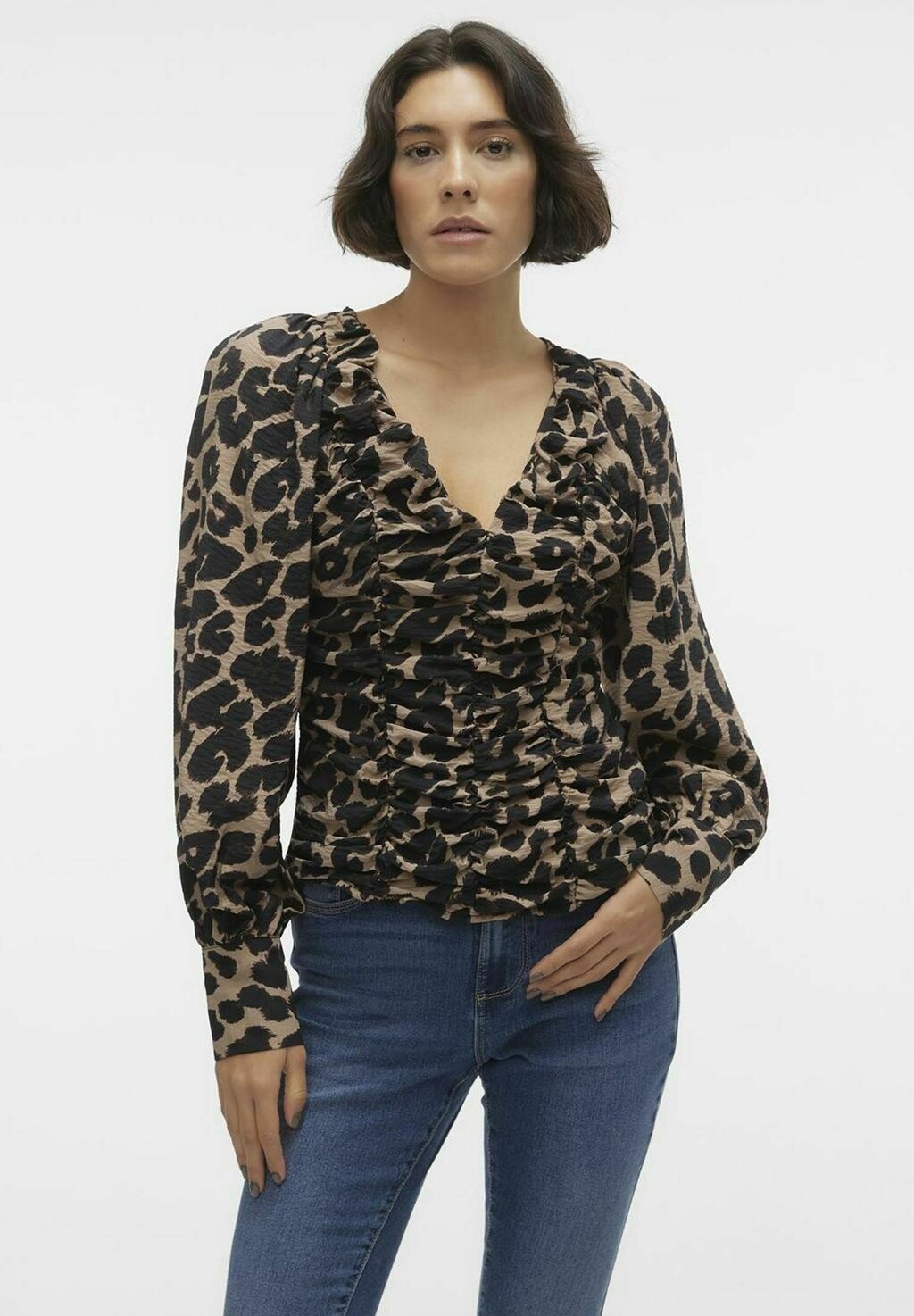 

Блузка Vero Moda, цвет silver mink