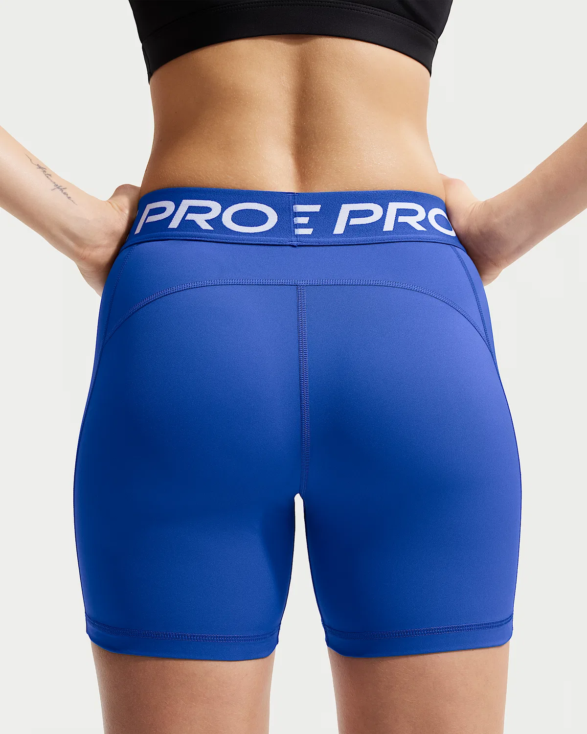 Женские шорты Nike Pro 365 с завышенной талией, 5", Hyper Royal/White — фото 3