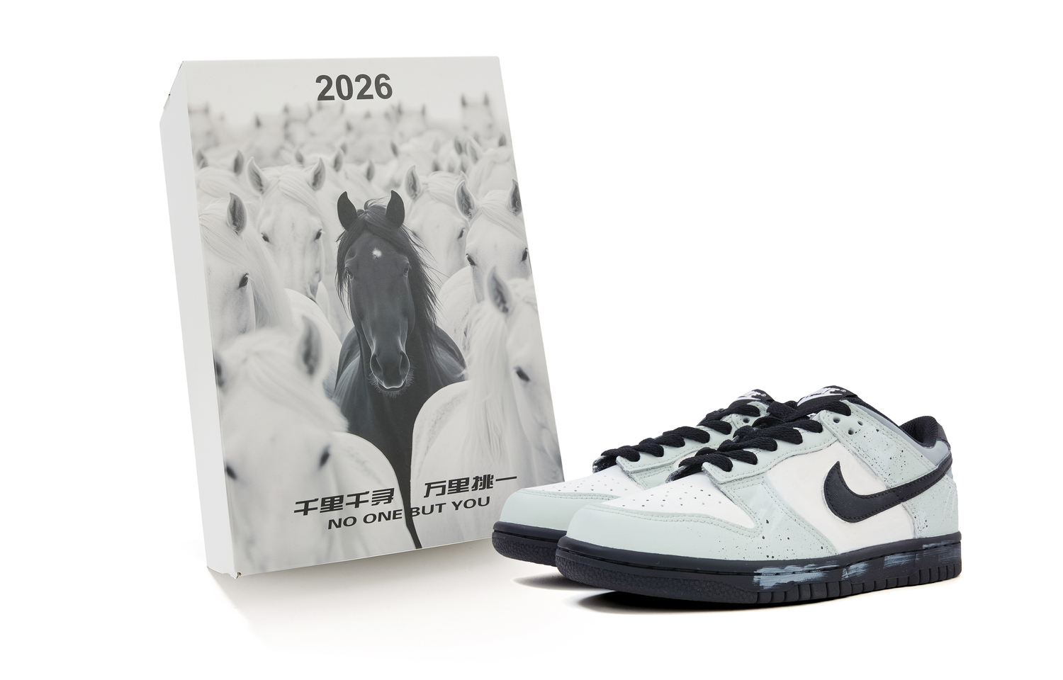 

Nike Dunk Abrasion Resistant Low top Skateboard Shoes Unisex Black Gray