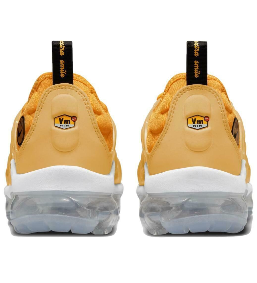 

Женские желто-белые кроссовки Nike Air VaporMax Plus DO5874-700 NR2634, желтый