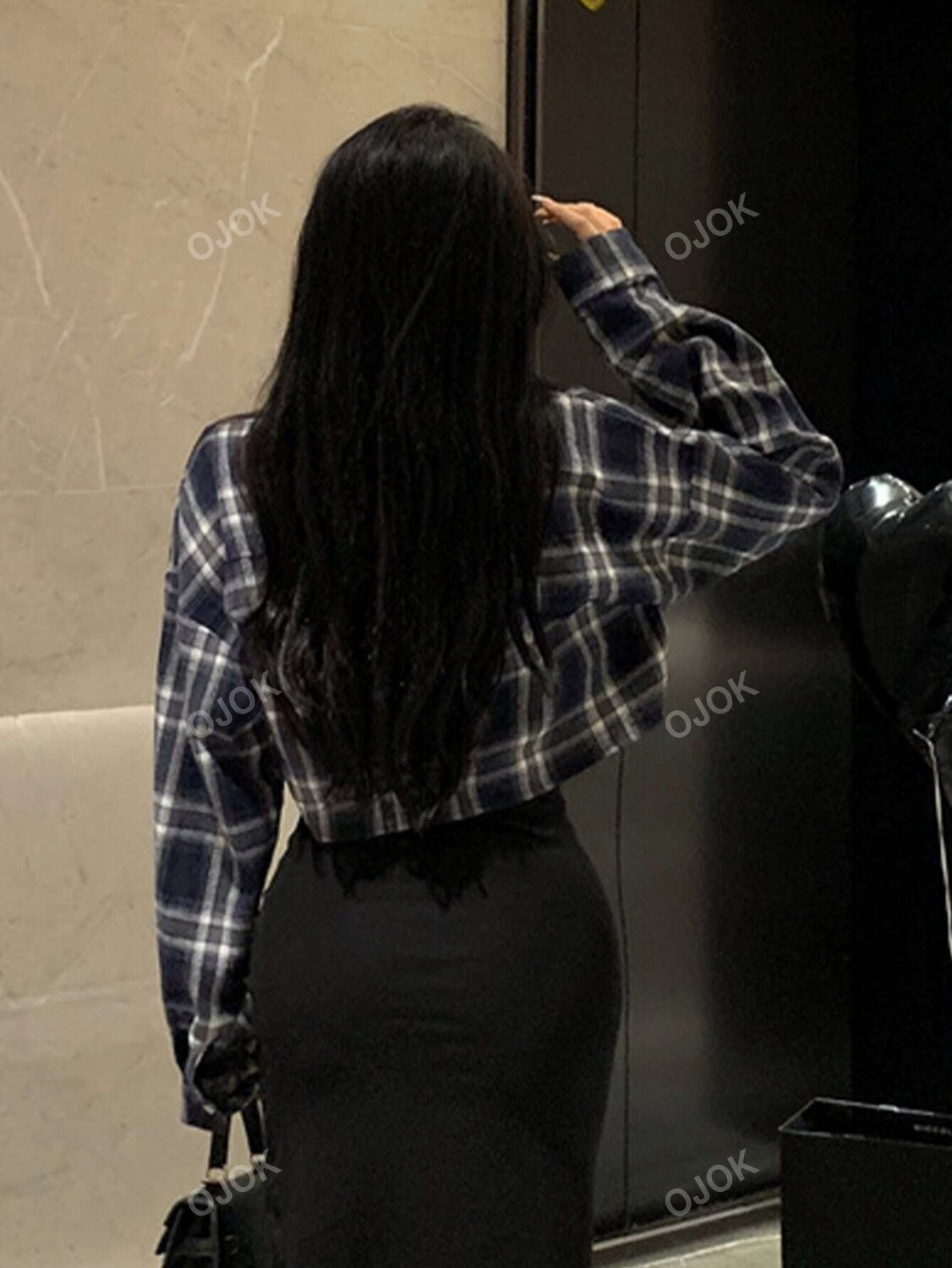 

Рубашка в клетку, с открытыми плечами, укороченная, темно-синий