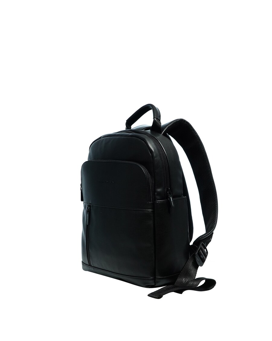 

Рюкзак Momo Design Backpack, черный