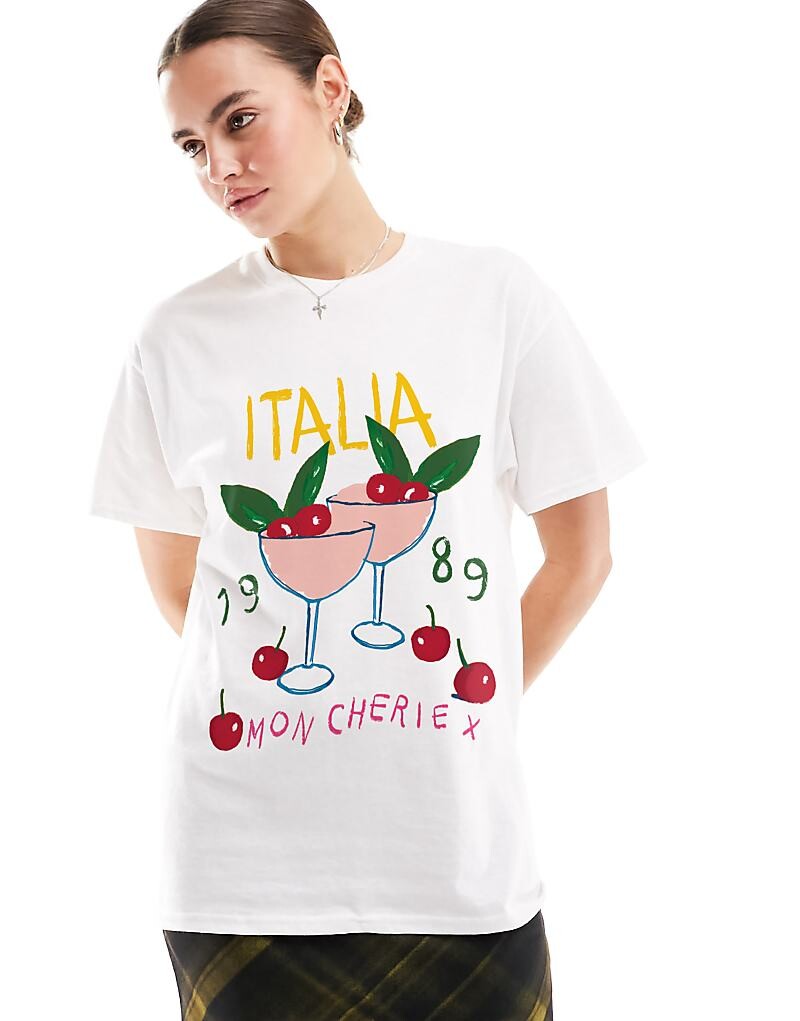 

Белая футболка оверсайз с графическим принтом вишни Italia ASOS DESIGN