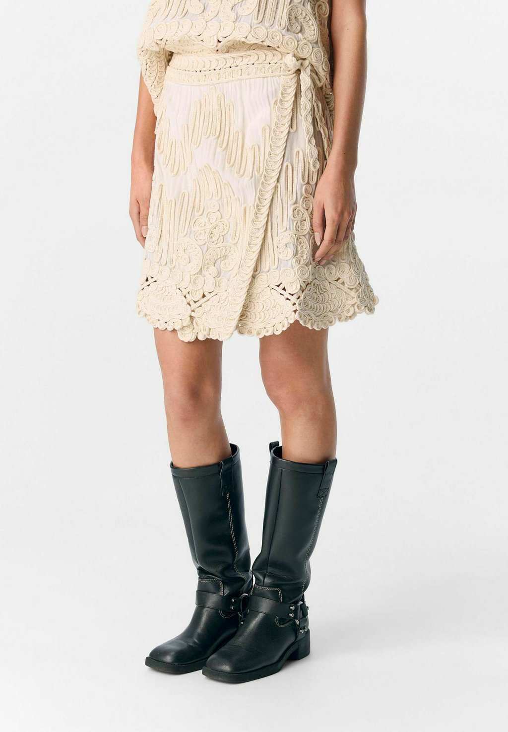 

Юбка с запахом BESTICKTER - A-line skirt Object, кремовый