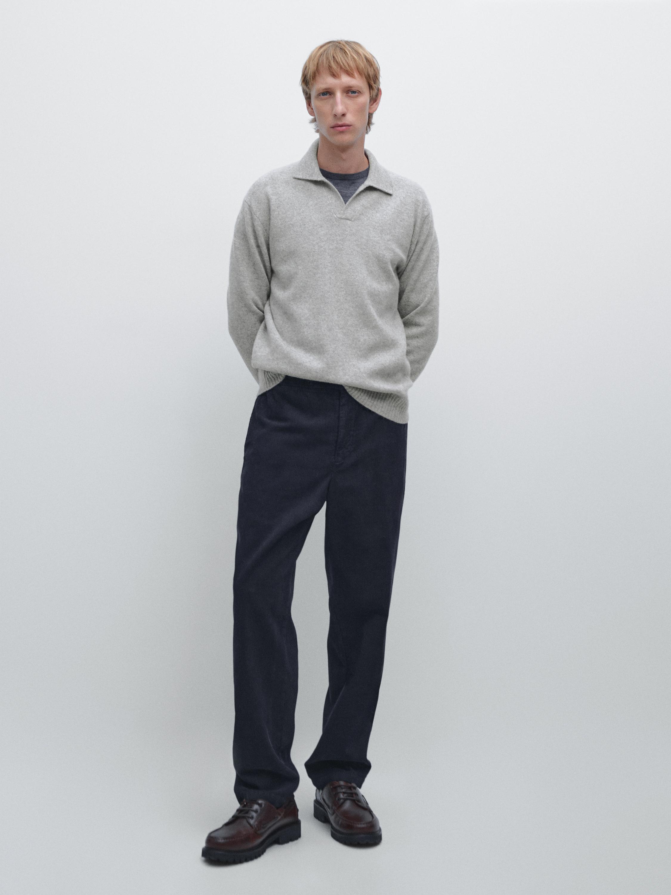 

Свитер-Поло с V-образным вырезом из смесовой шерсти Massimo Dutti, бледно-серый