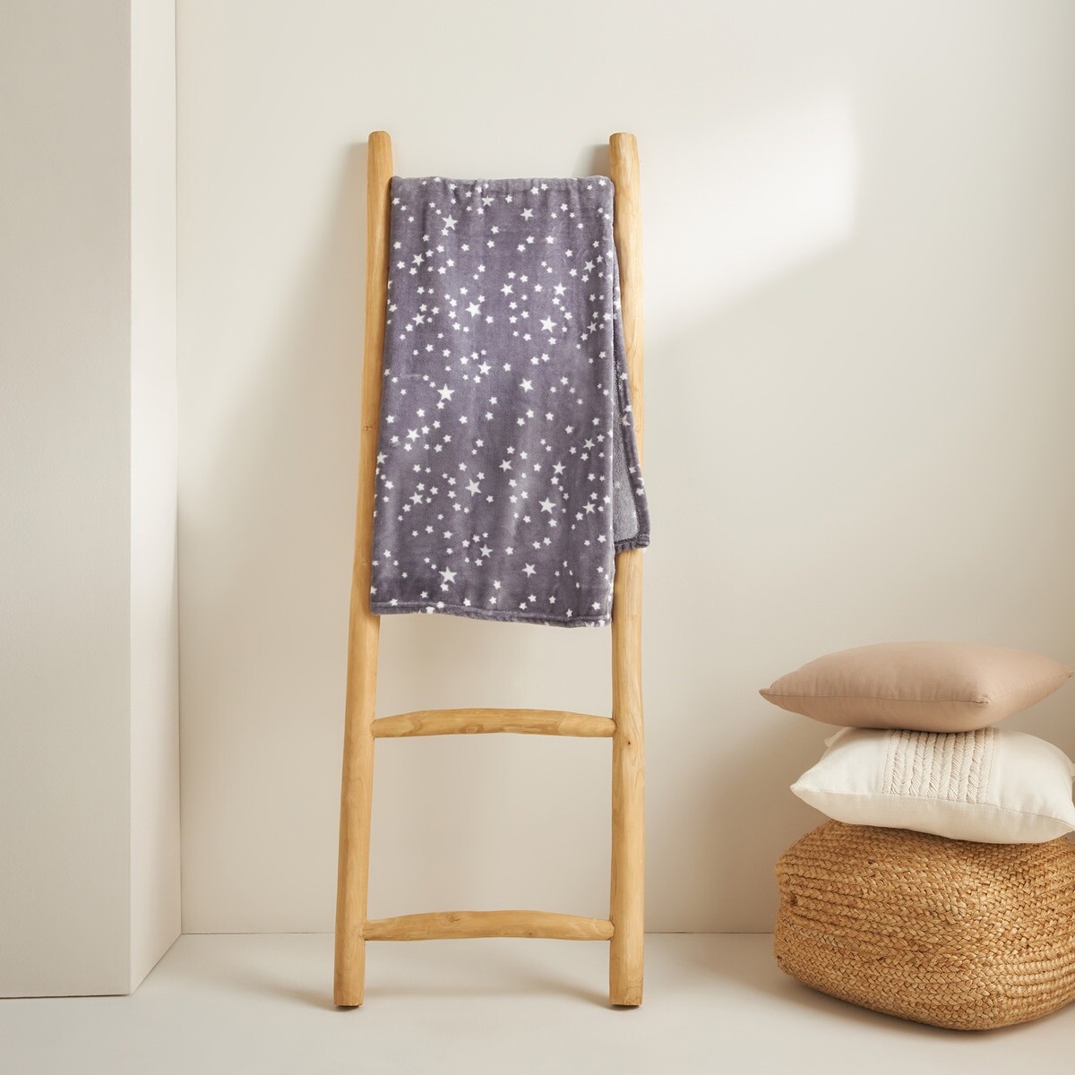 

Декоративное одеяло Estrellitas Mini Home - El Corte Inglés El Corte Inglés - Mini Home, антрацит