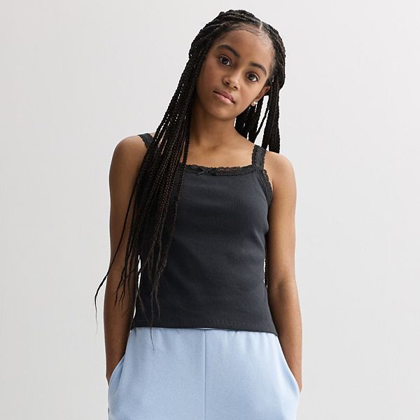 

Детская майка с кружевной отделкой для девочек 7-16 лет, размеры regular и plus So, Black Luxe