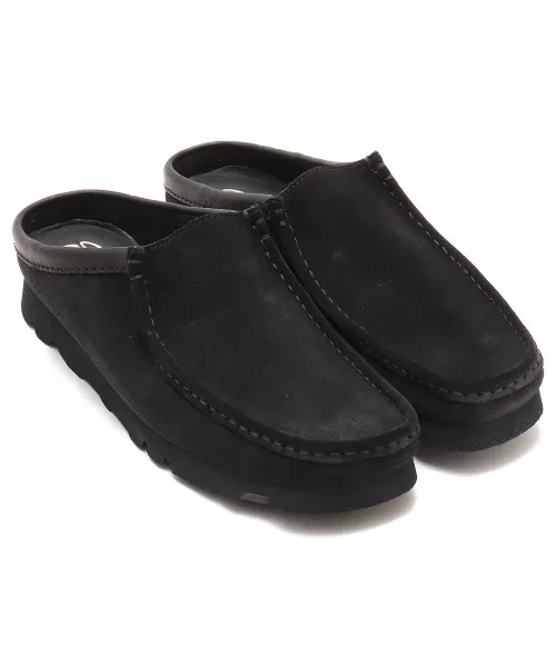Кроссовки Clarks Wallabee Slip на шнуровке, из замши, на подошве Vibram, цвет чёрный