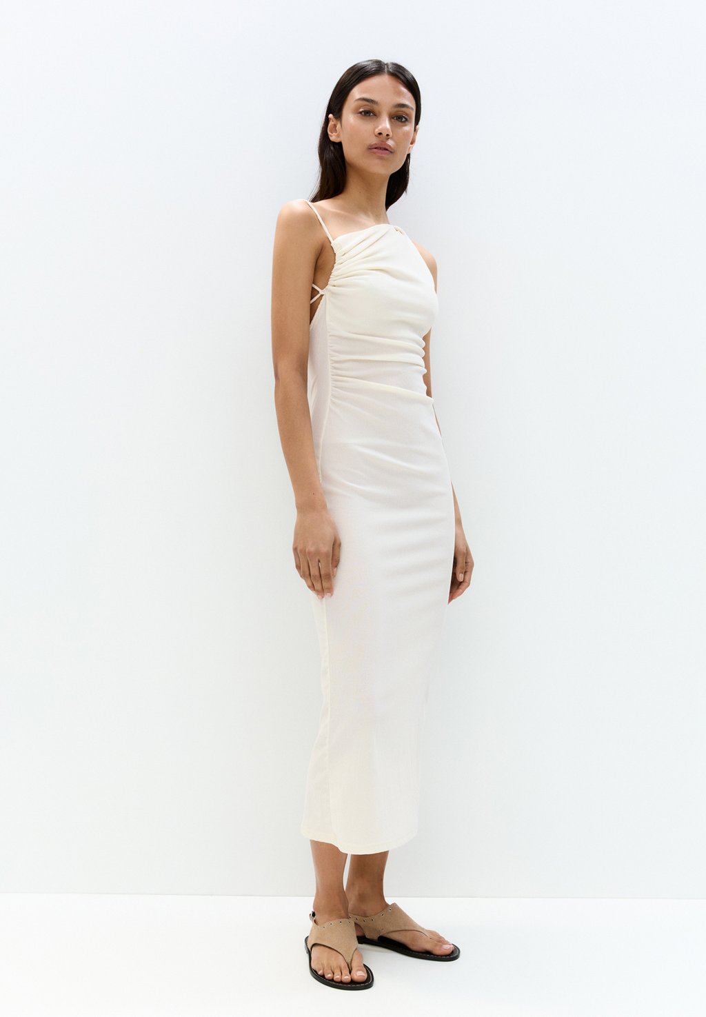 

Платье из джерси ASYMMETRIC - MIDI - Shift dress PULL&BEAR, бежевый