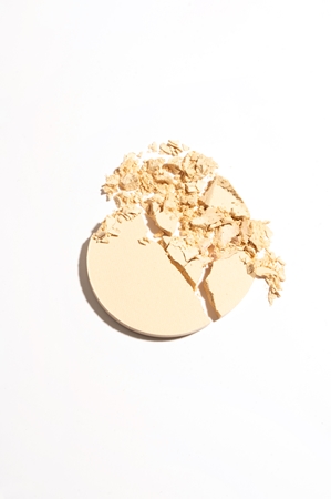 Тени для век с матовой отделкой NOBEA Day-to-Day Mono Eyeshadow, Silk 3,5 g — фото 4