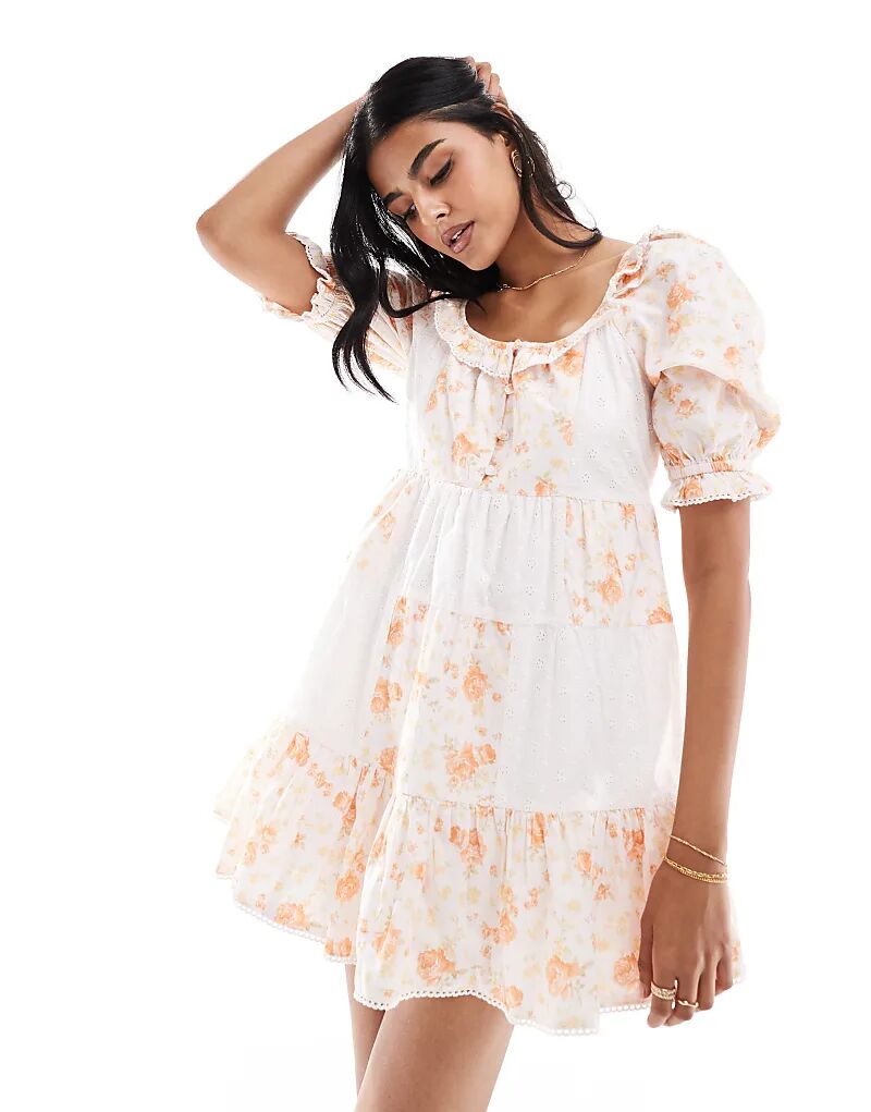 

Многоярусное мини-платье для чаепития с лоскутным принтом бродери Miss Selfridge