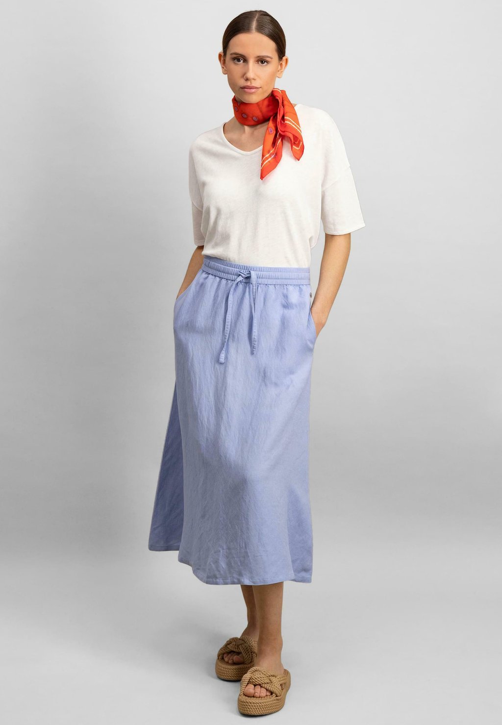 

Базовая футболка V-NECK SLUB STRUCTURE Fynch-Hatton, светло-желтый