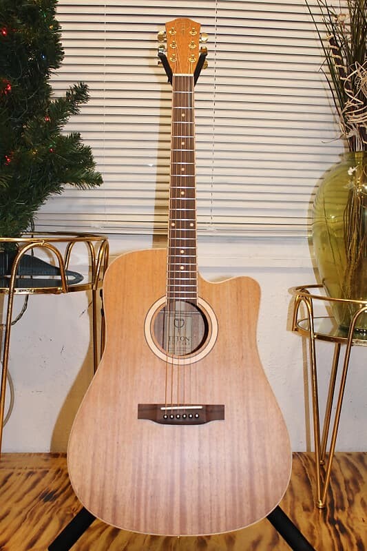 

Акустическая гитара Teton Grand Auditorium Acoustic-Electric Guitar STS203CENT-OP