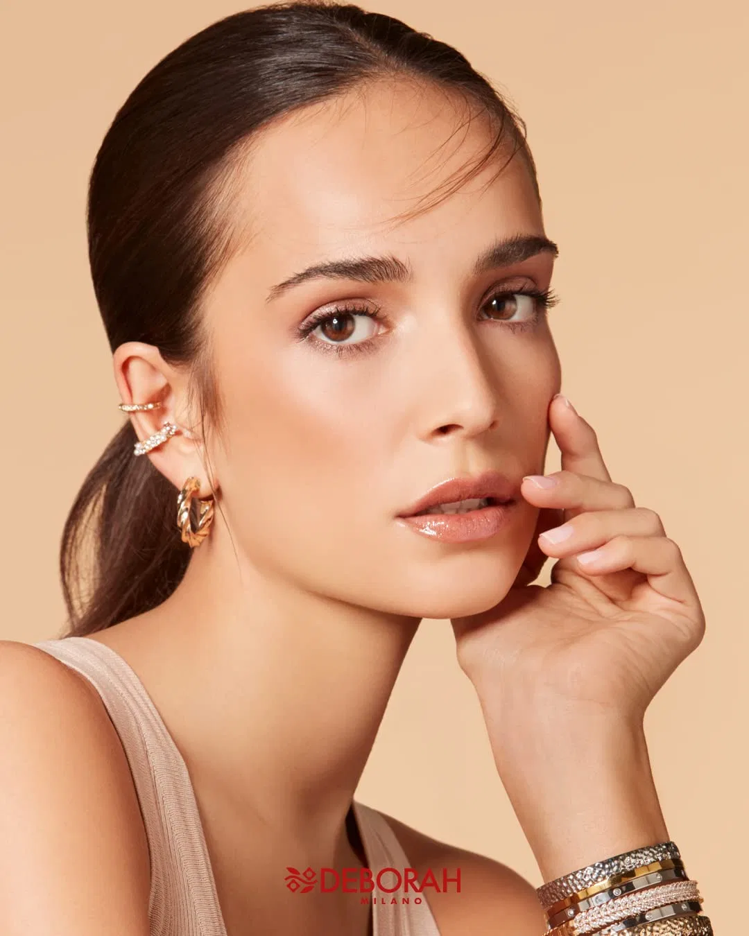 Жидкий консилер Deborah Milano 24 Hours Perfect All-Over Concealer, 2.1 Light Deborah, Light Beige — фото 4