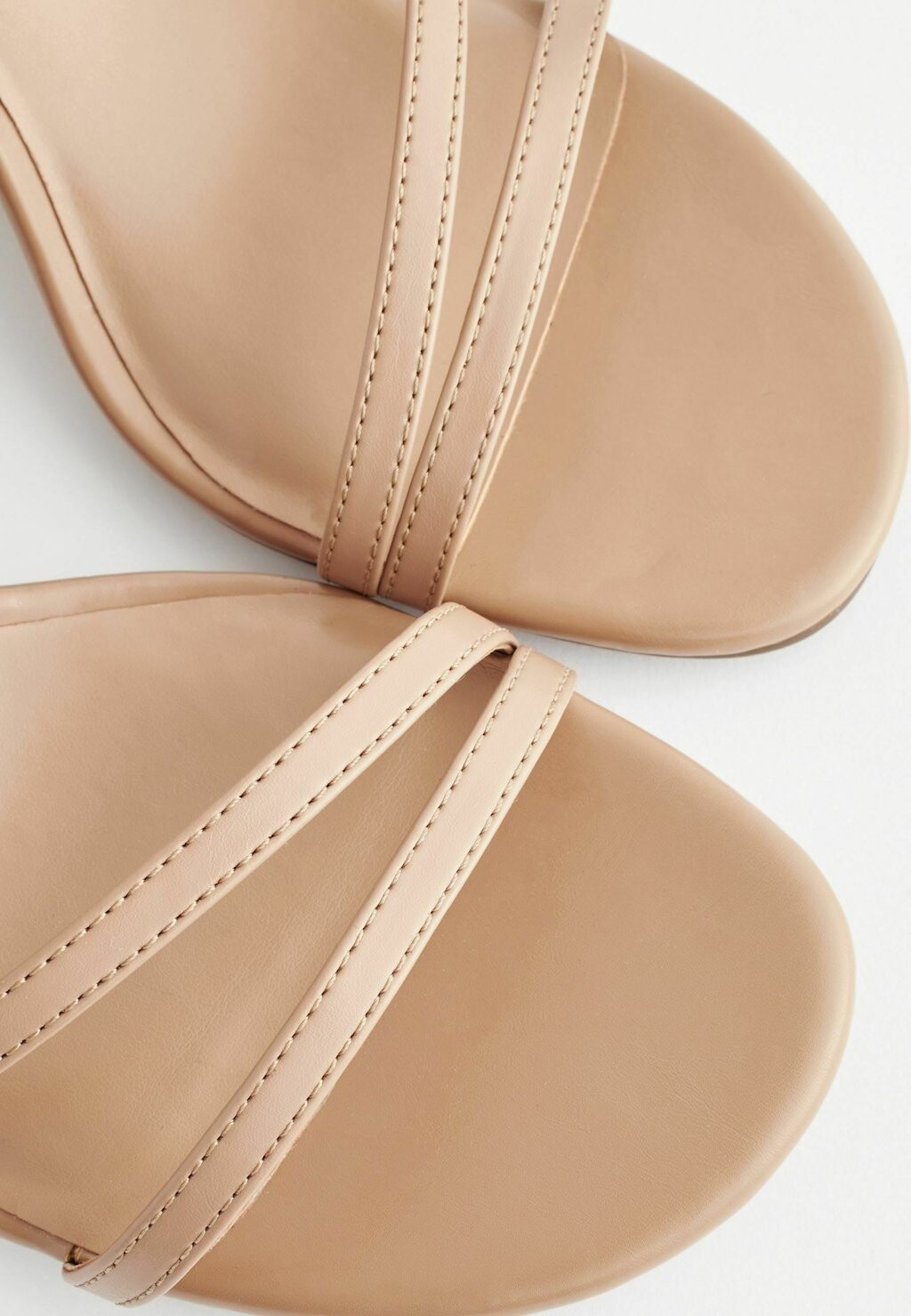 

Босоножки на танкетке Forever Comfort Next, светло-коричневый