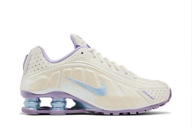 Кроссовки Nike Shox R4 GS 'Soft Pearl Celestine Blue', кремовый — фото 2