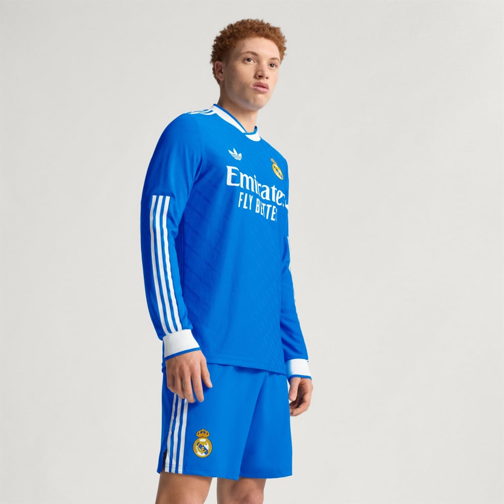 

Джерси Adidas Real Madrid 25/26 Long Sleeve Third Authentic Jersey, цвет Blue Bird