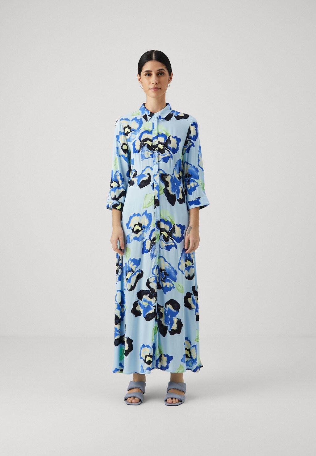 

Длинное платье YASSAVANNA LONG SHIRT DRESS Yas Petite, Светло-синий