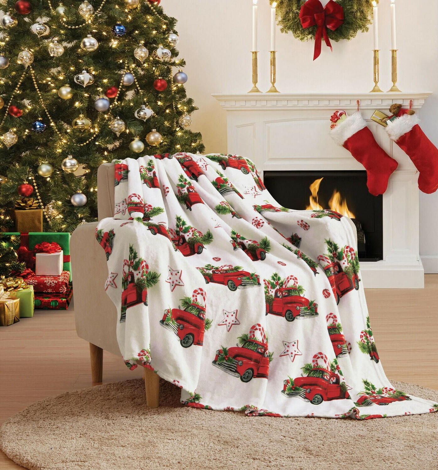 

Покрывало Kate Aurora Red Holiday Pickups & Christmas Trees, белый / красный