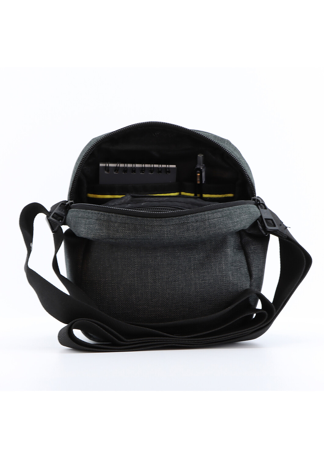 

Сумка через плечо National Geographic Schultertasche Stream, антрацит, Черный, Сумка через плечо National Geographic Schultertasche Stream, антрацит