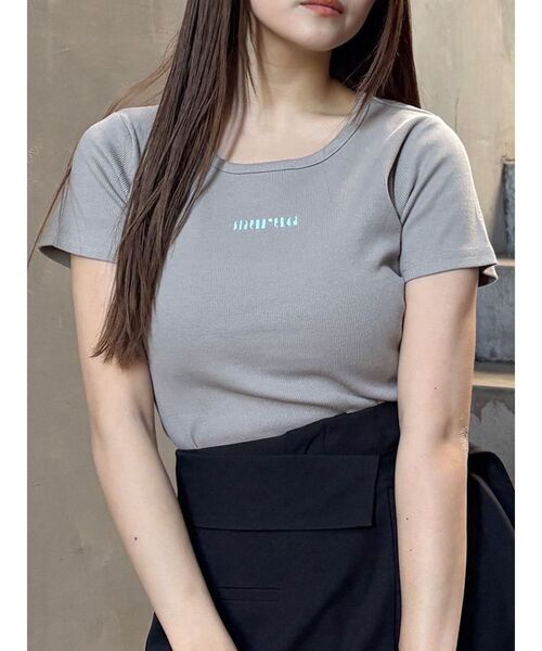 

Укороченная футболка с логотипом MURUA, цвет мокко