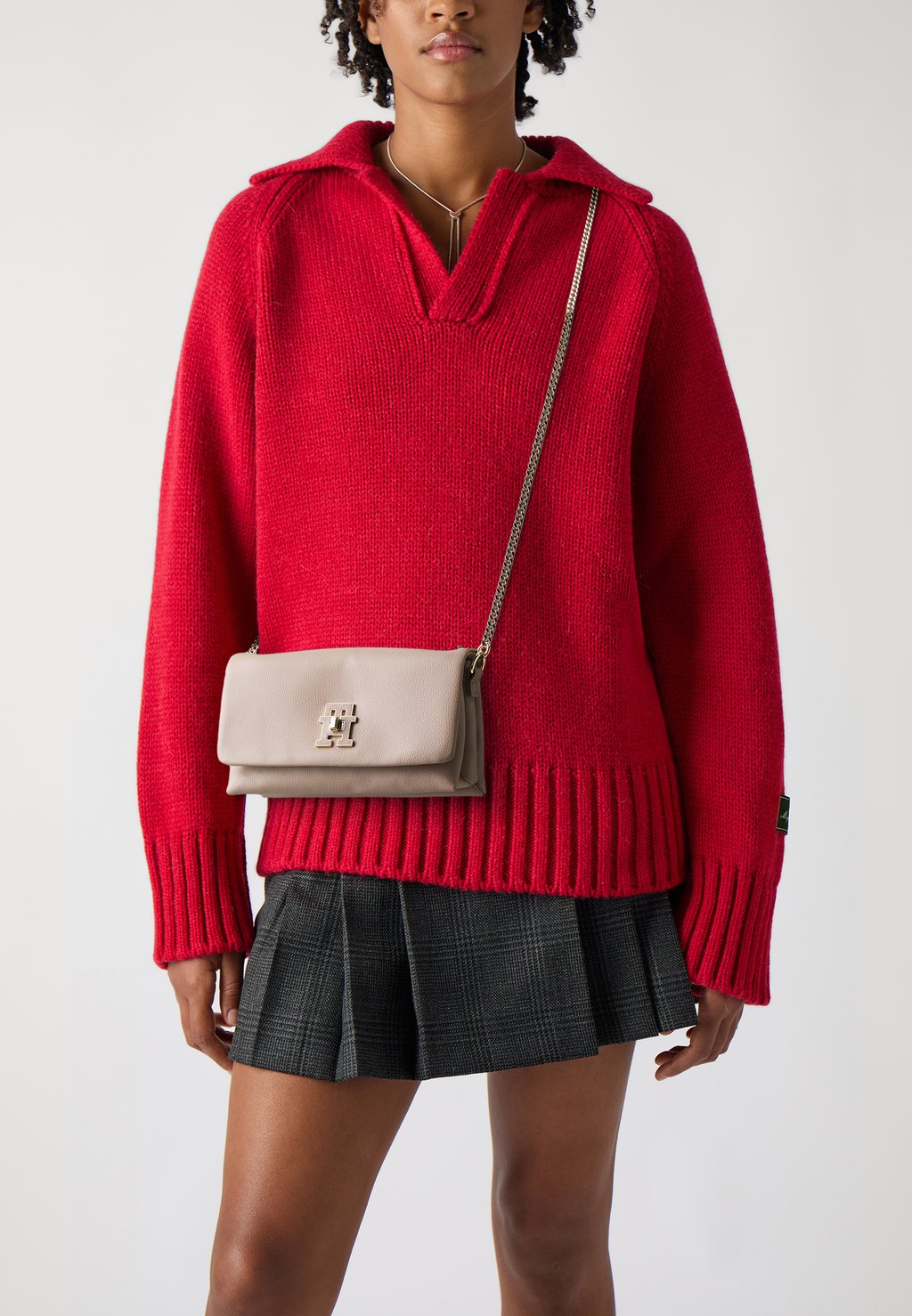 

Сумка через плечо MODERN MINI Tommy Hilfiger, серо-коричневый