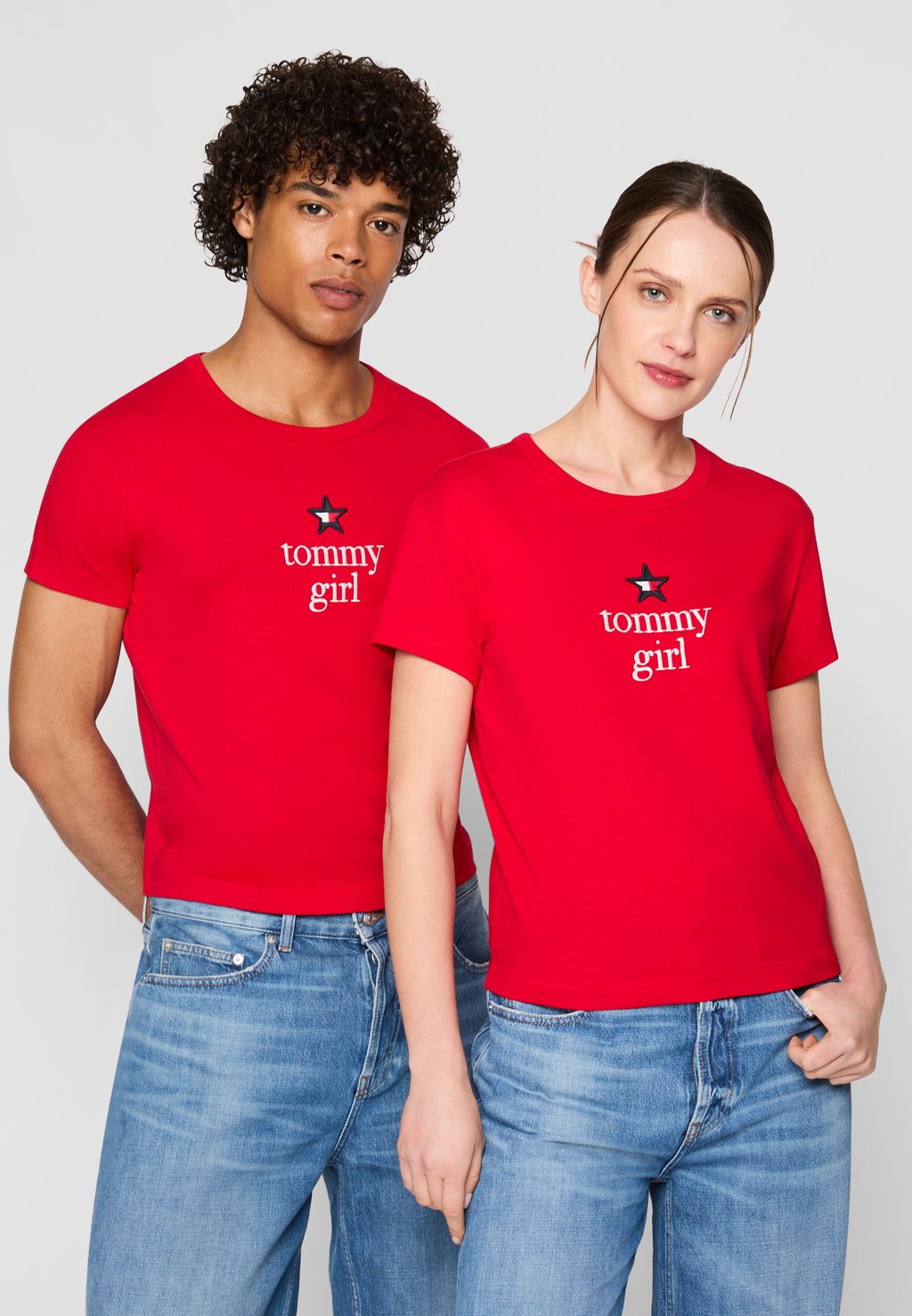 

Футболка с принтом EXCLUSIVE TEE UNISEX Tommy Jeans, красный