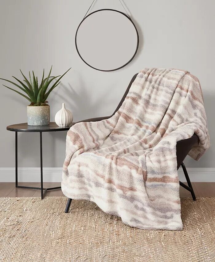 

Плед из искусственного меха в полоску Teddy, 50 x 70 дюймов Lucky Brand, бежевый