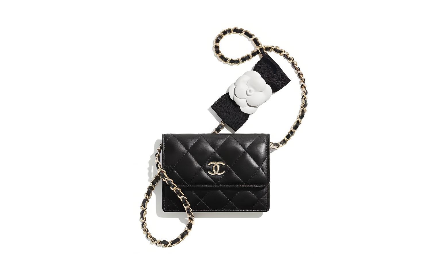 

CHANEL Кожаная сумка через плечо