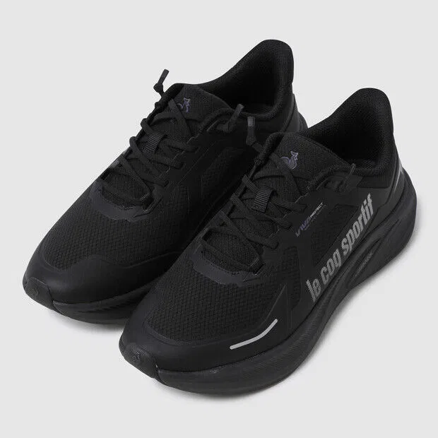 Мужские чёрные кроссовки Vivafom Max Shield от Le Coq Sportif — фото 3