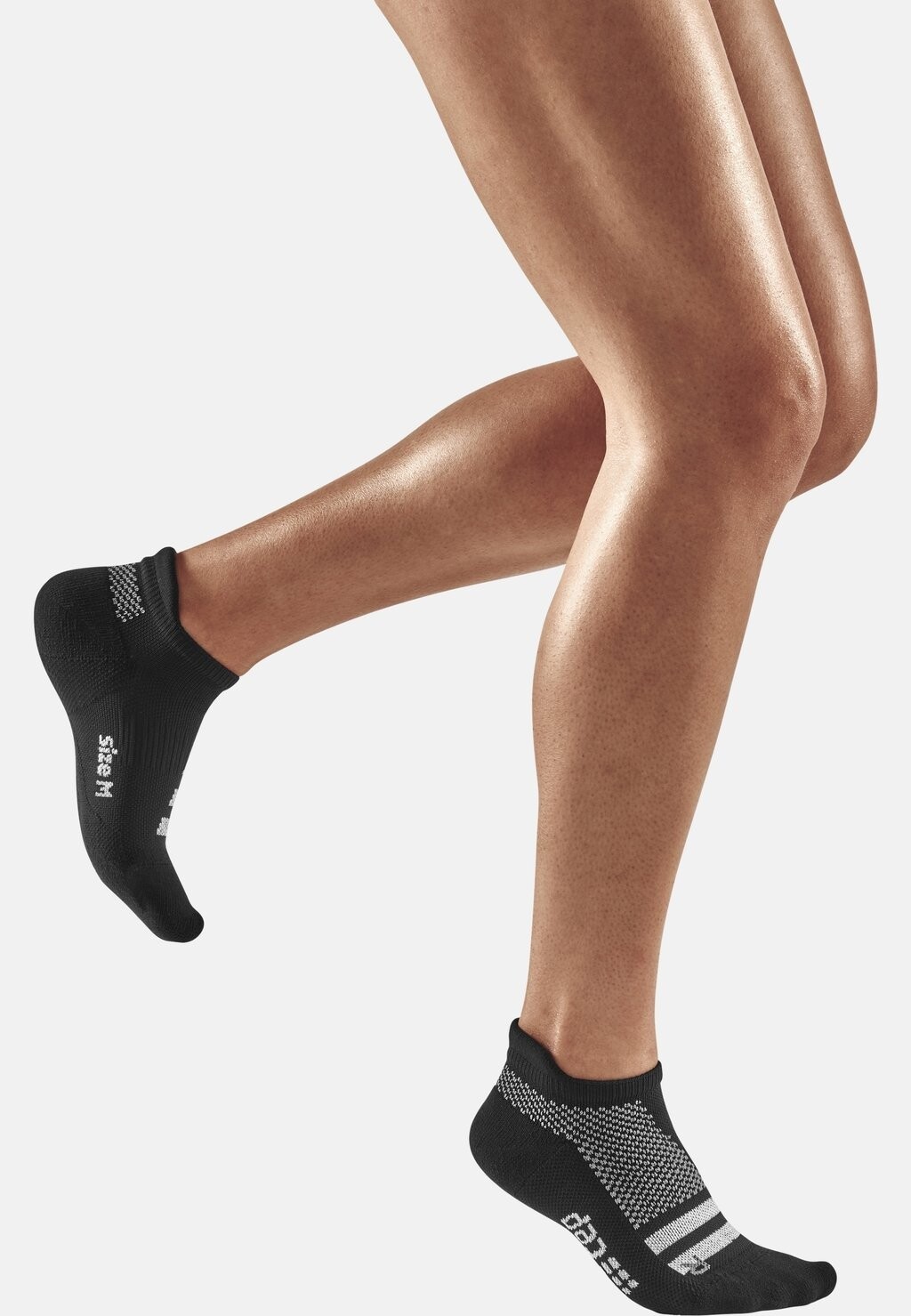 

Спортивные носки TRAINING COMPRESSION SOCKS NO SHOW UNISEX MADE IN GERMANY CEP, черный