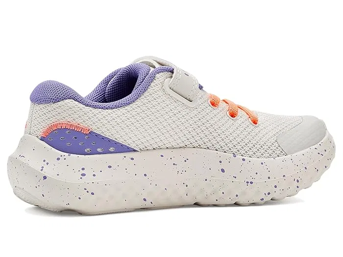 Кроссовки детские Pre School Surge 4 Alternate Closure Under Armour Kids, Summit White/Purple Luxe/Electric Tangerine — фото 4
