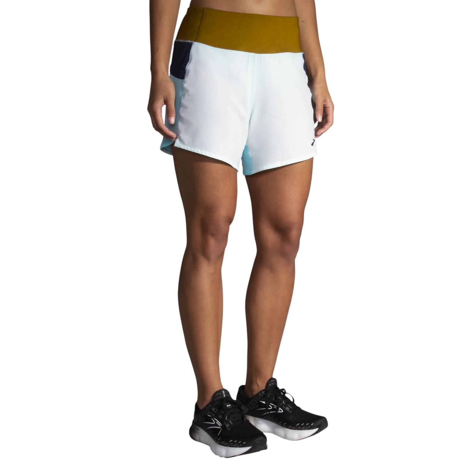 

Шорты женские BROOKS, цвет ice blue multi