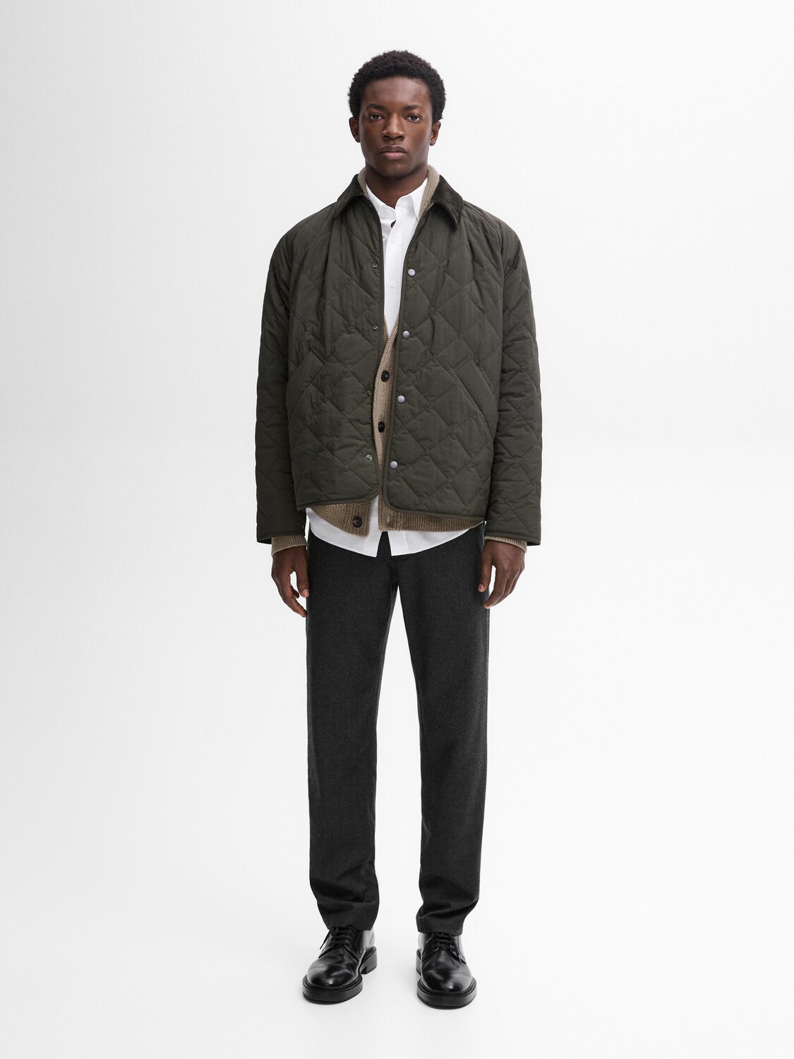 

Легкая стеганая куртка с вельветовыми деталями Massimo Dutti, зеленый
