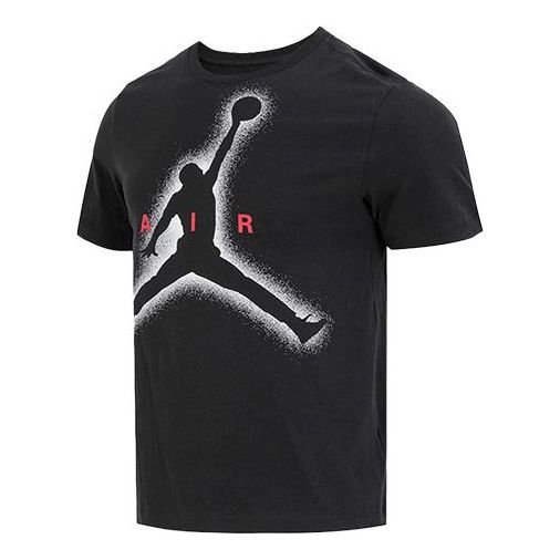 

Футболка Nike AS Essentials Graphic SS Crew Tee DV8421-010