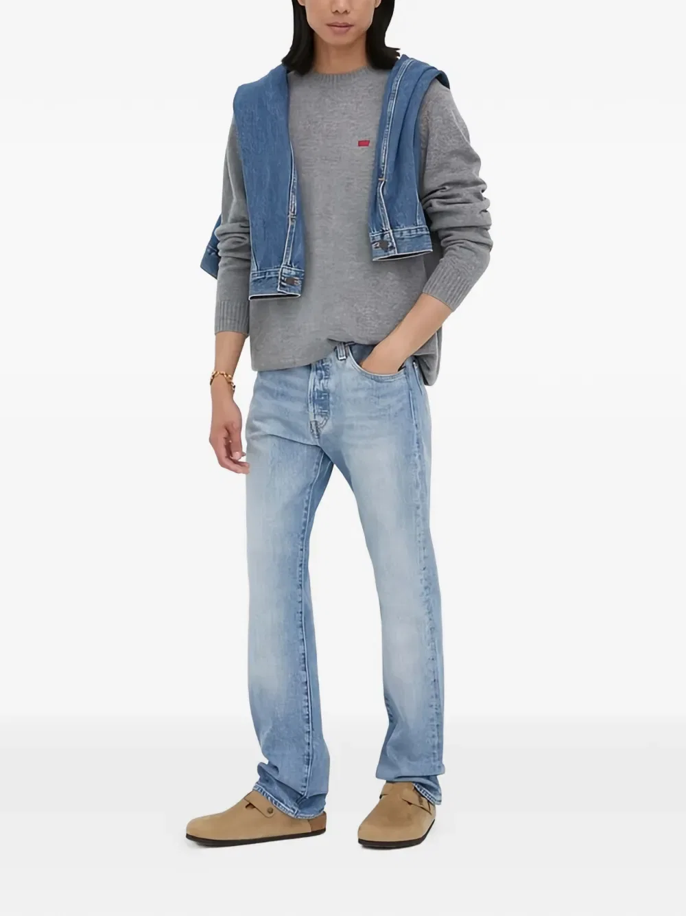 Свитер с круглым вырезом и нашивкой с логотипом Levi'S, серый — фото 2