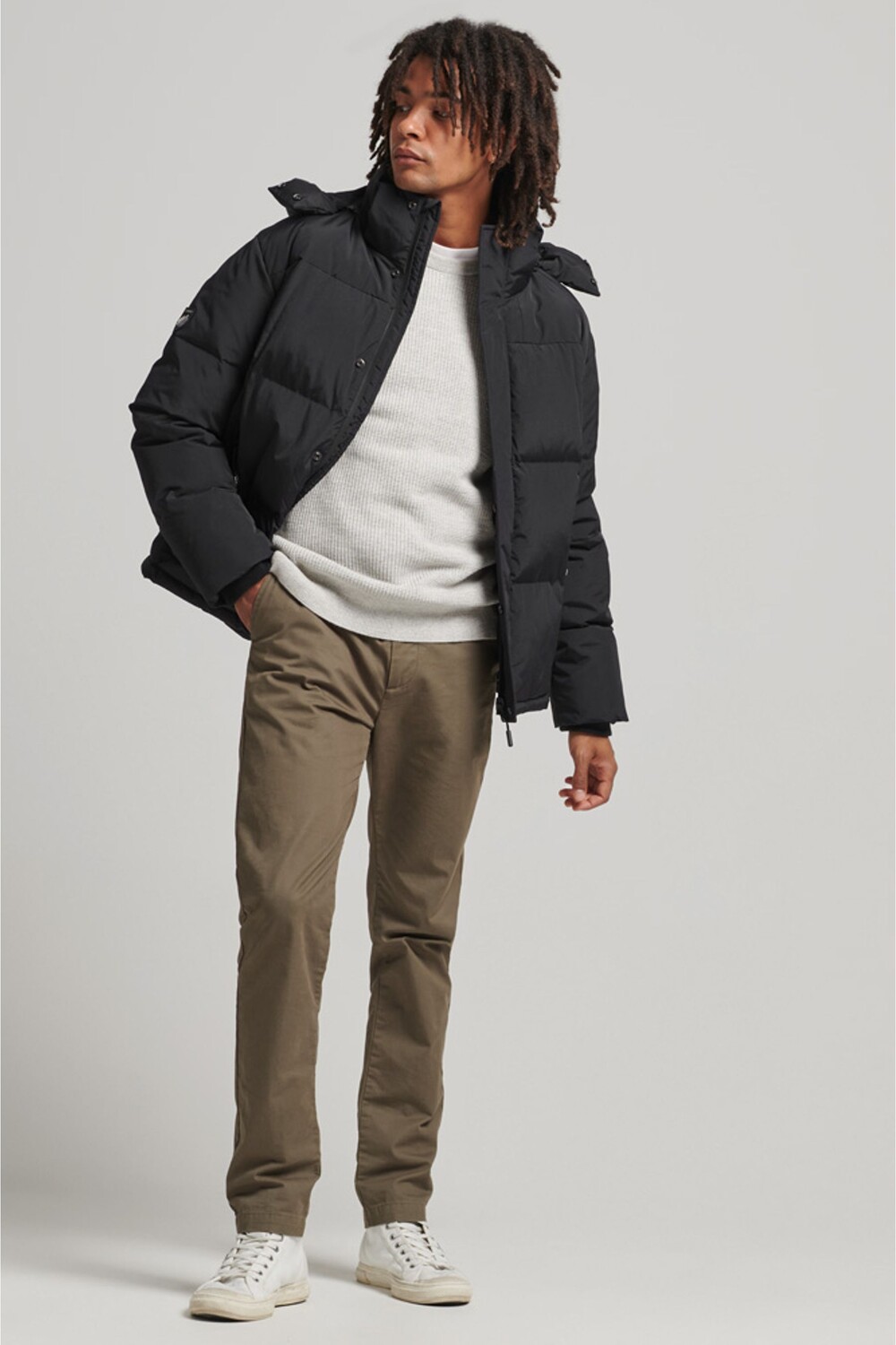 

Стеганый пуховик с капюшоном Superdry, черный