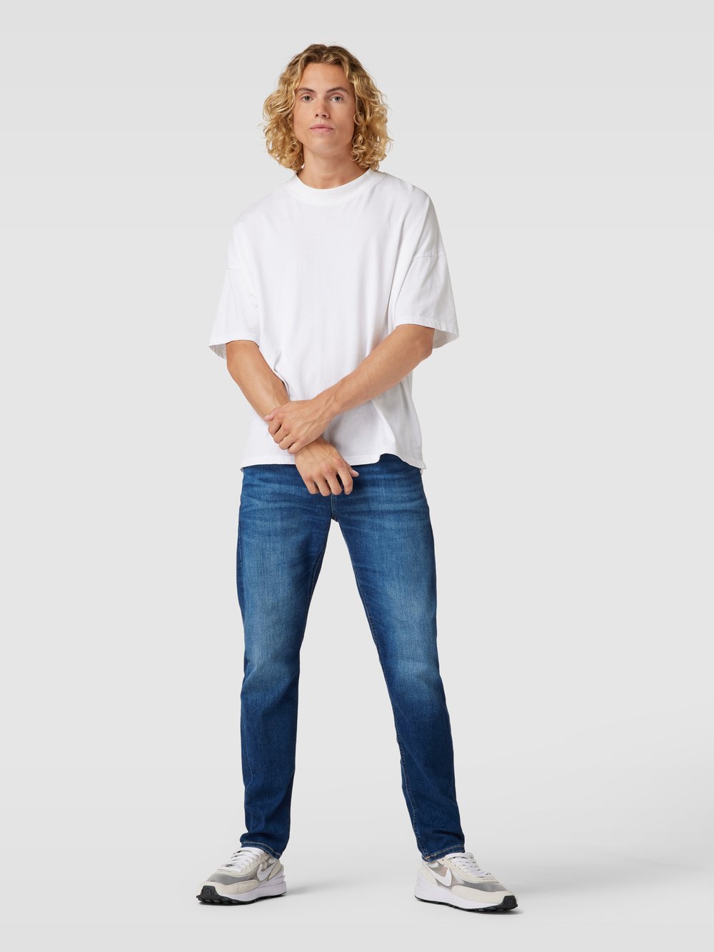 

Джинсы Slim fit с этикетками Calvin Klein Jeans