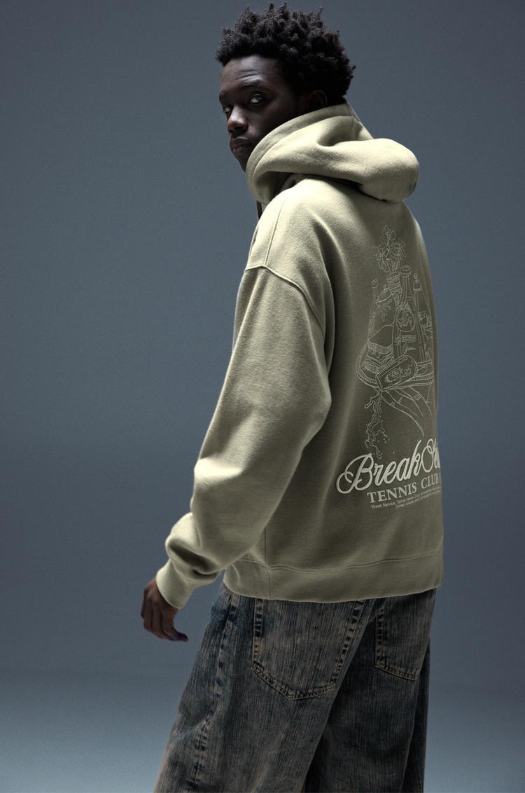 

Вышитая толстовка с капюшоном теннисного клуба Pull And Bear, хаки