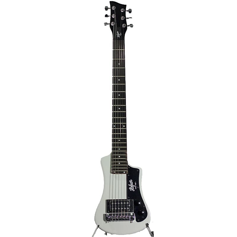 

Электрогитара Hofner Shorty Guitar White Limited Travel Electric Guitar w/ Gigbag