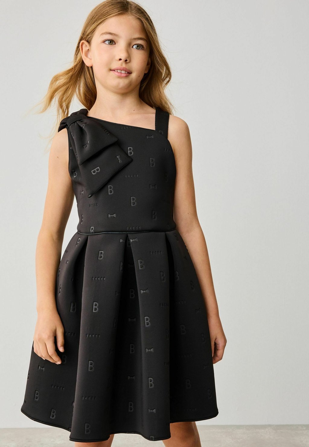 

Элегантное платье Baker by Ted Baker, черный