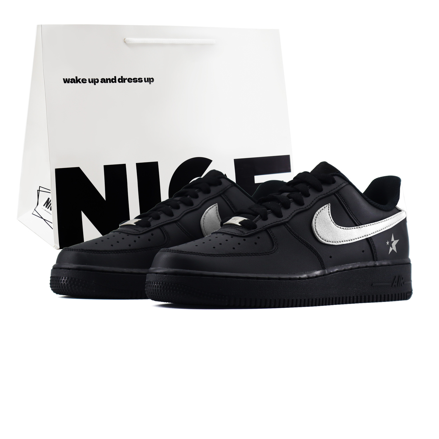 

Air Force 1 Stars нескользящие амортизирующие устойчивые к истиранию low top скейтборд обувь black silver детские Nike, черный серебряный