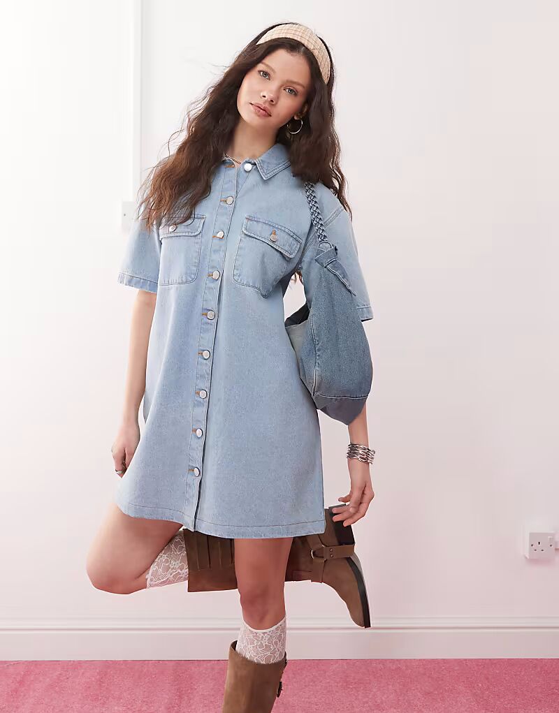 

Платье-рубашка из денима Miss Selfridge большого размера с короткими рукавами в отбеленном виде